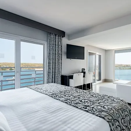 Barcelo Hamilton Menorca - Adults Only Hotel