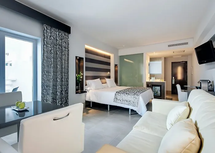 Barcelo Hamilton Menorca - Adults Only Otel