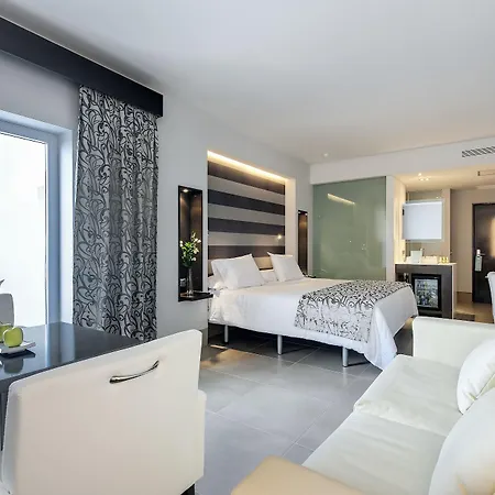מלון Barcelo Hamilton Menorca - Adults Only אס קסטיי