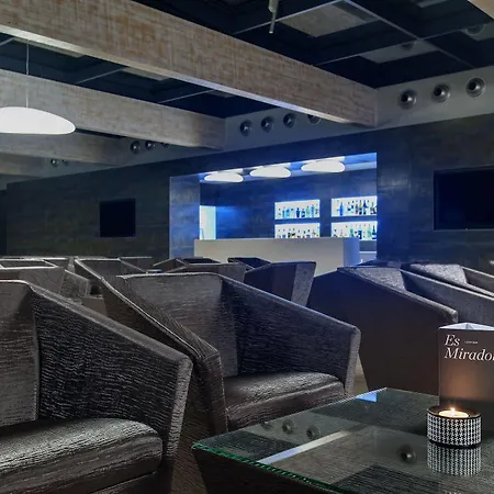 Barcelo Hamilton Menorca - Adults Only מלון אס קסטיי